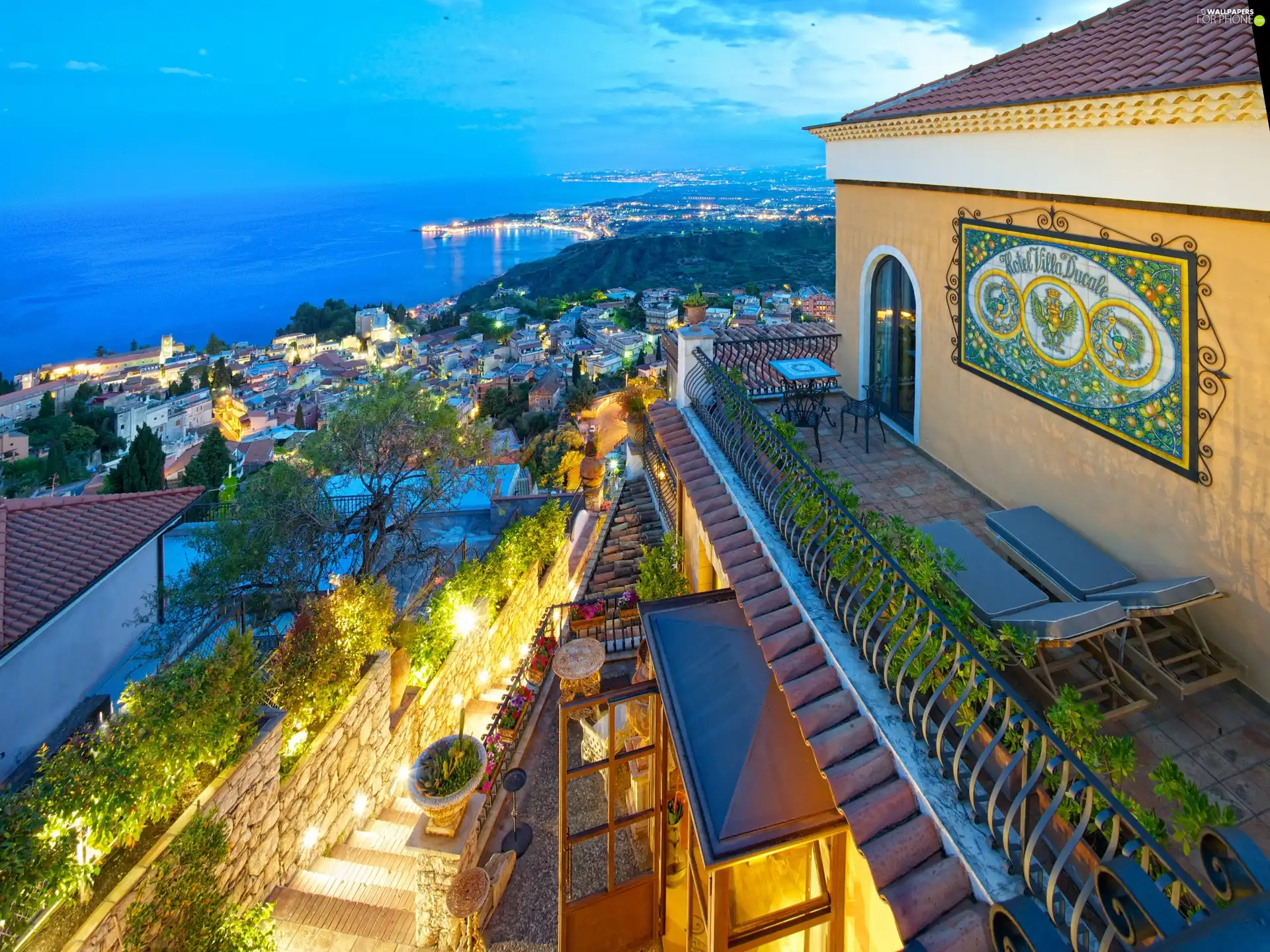 Houses, Sicilia, Italy, panorama
