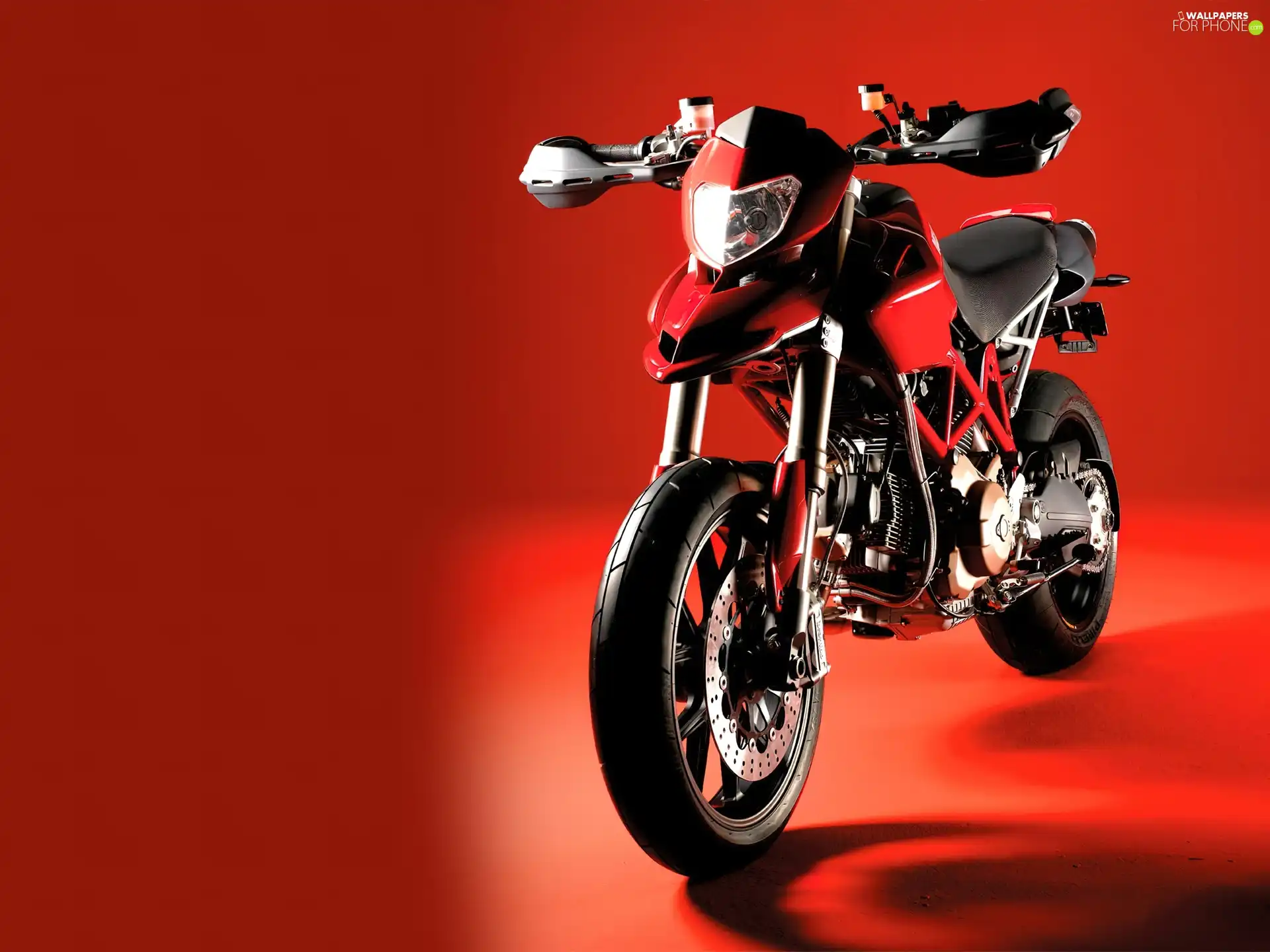 Ducati Hypermotard 1100, Lamp