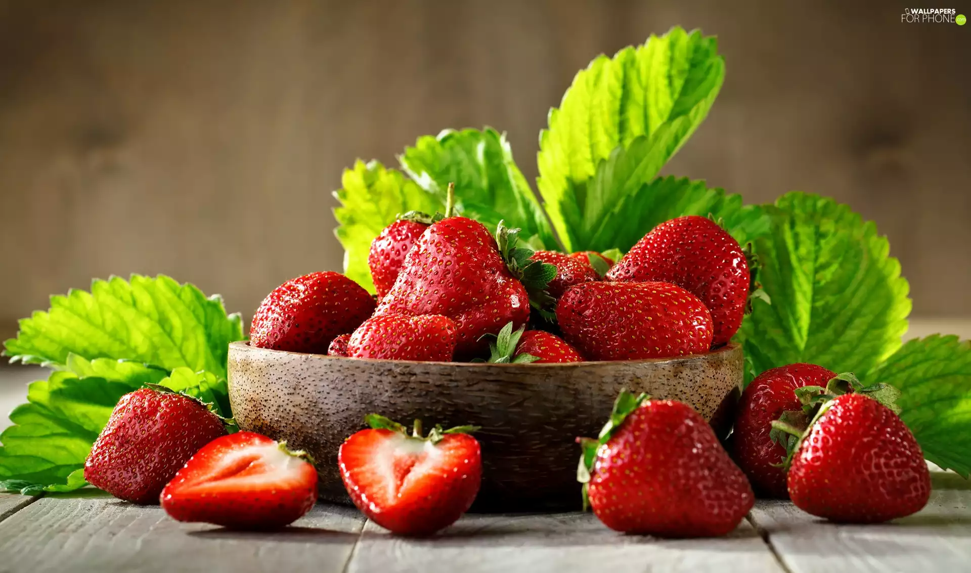 Leaf, strawberries, bowl