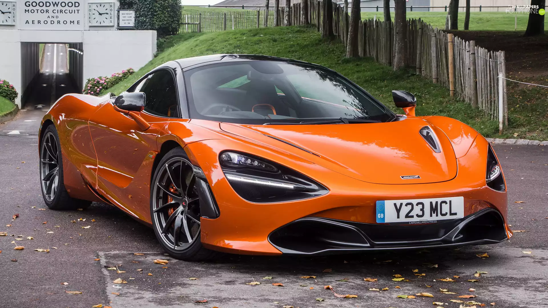 McLaren 720S, Orange