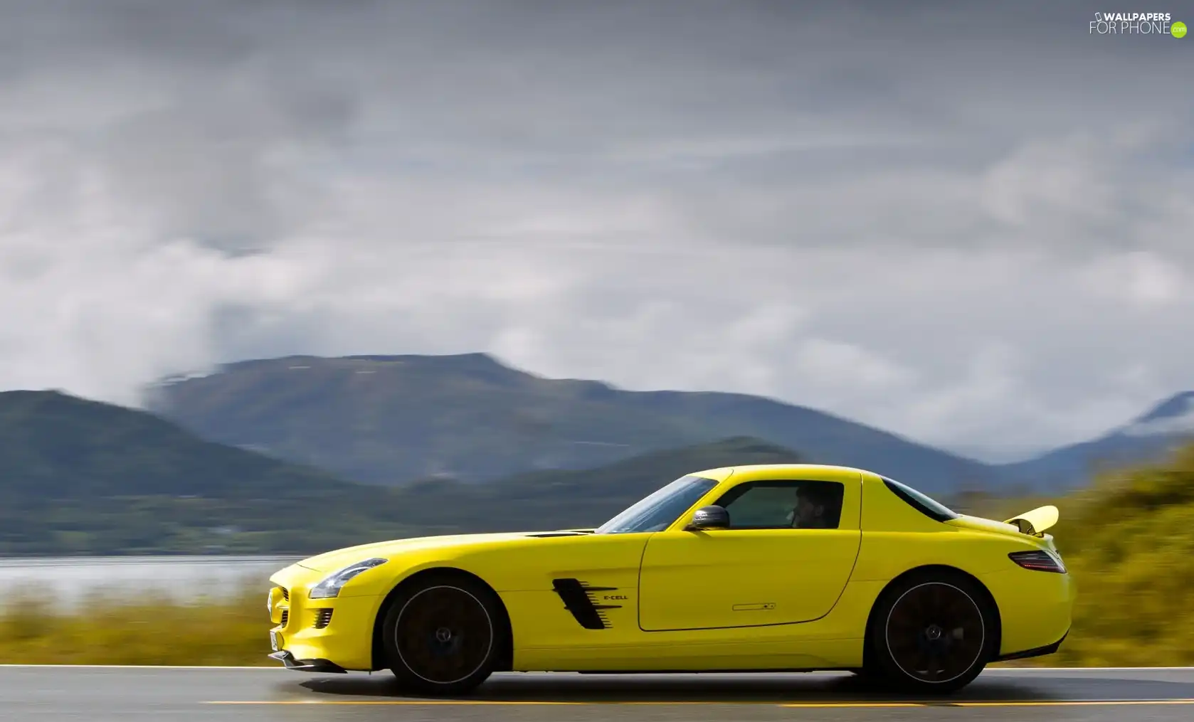 Mercedes SLS AMG E-Cell