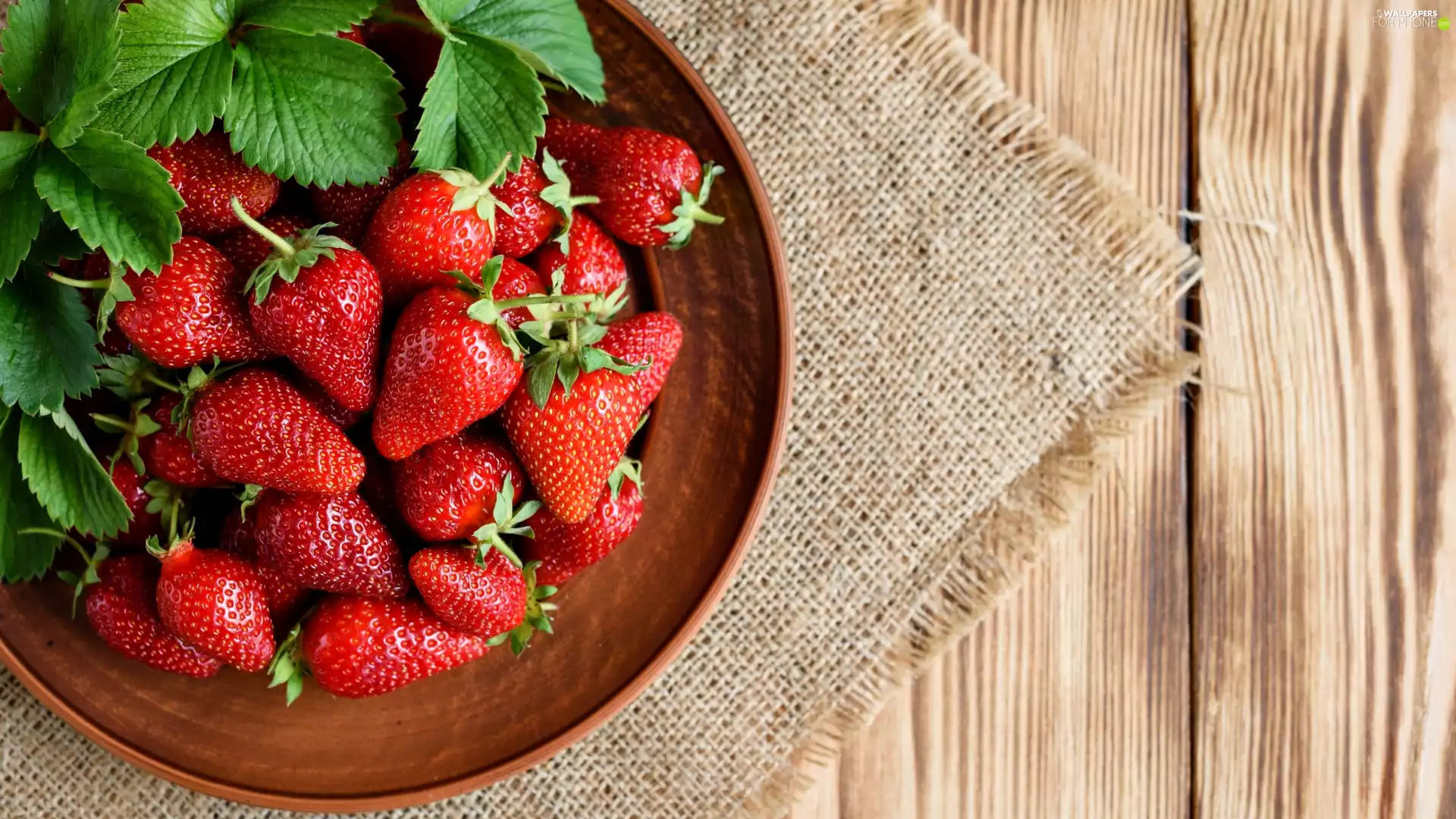 napkin, strawberries, plate