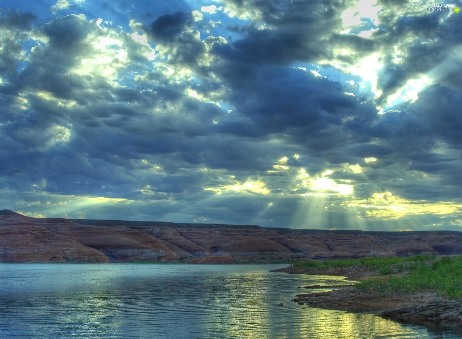 lake, clouds, rays of the Sun, Mountains