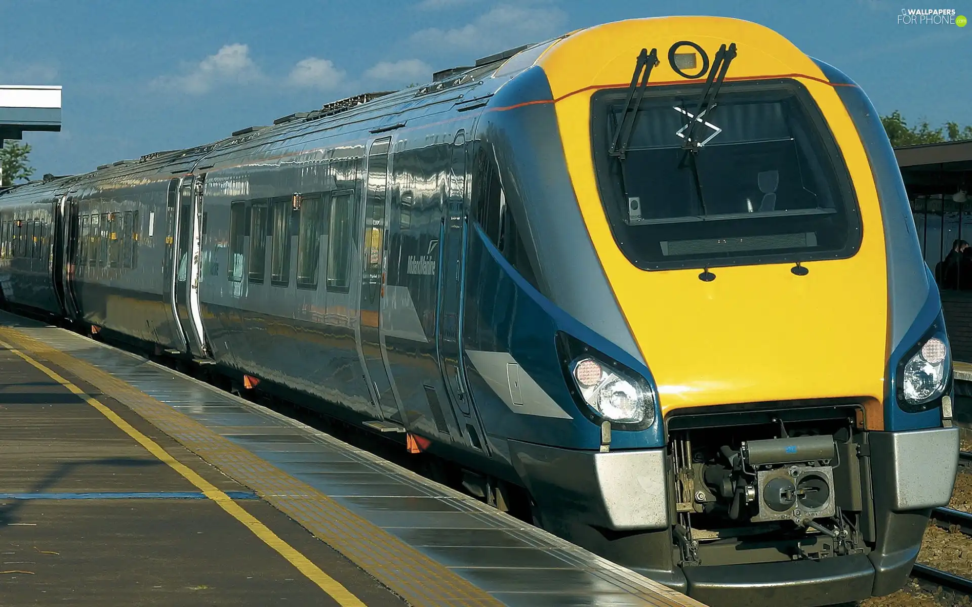 Train, personal