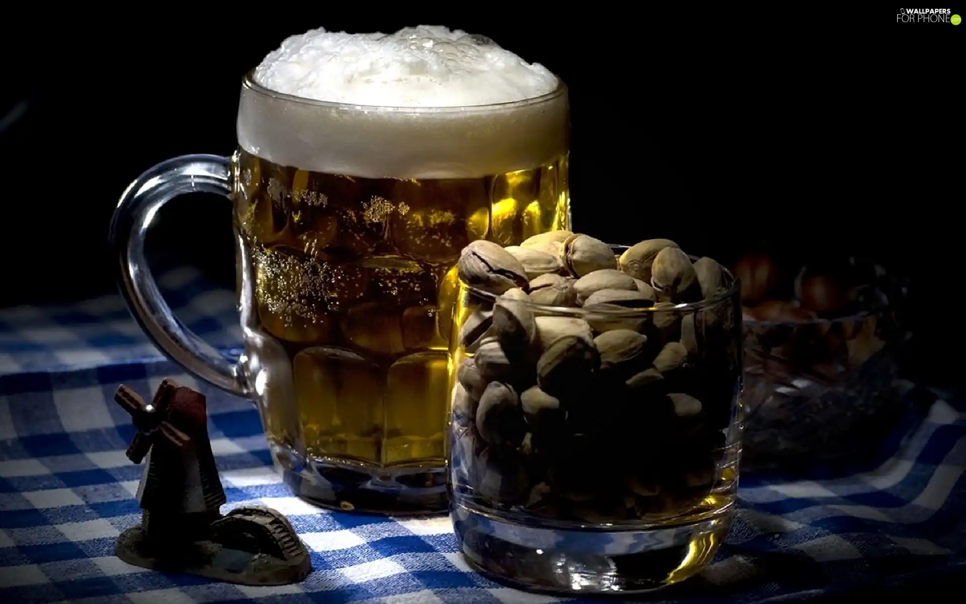 pistachios, mug, beer