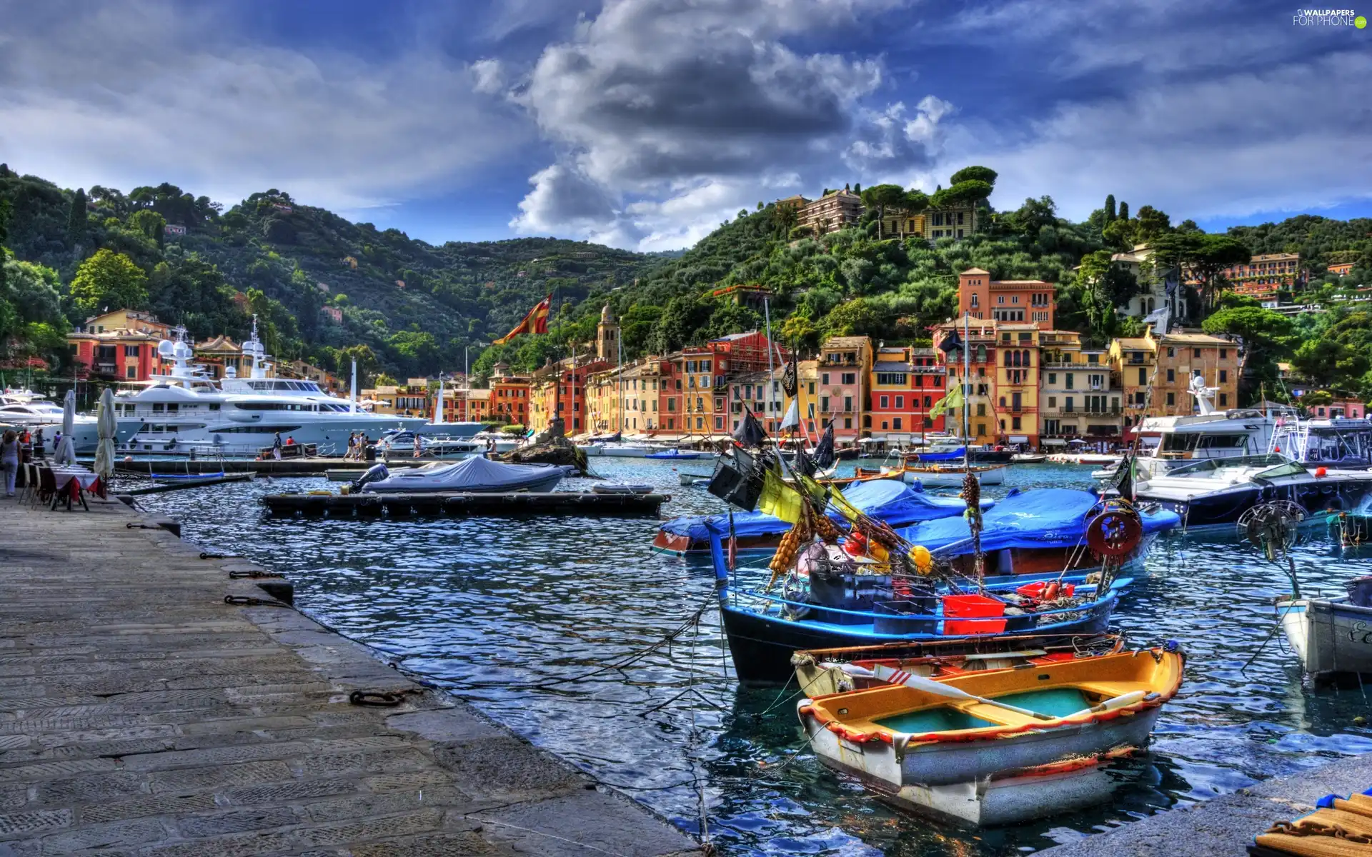 Italy, port