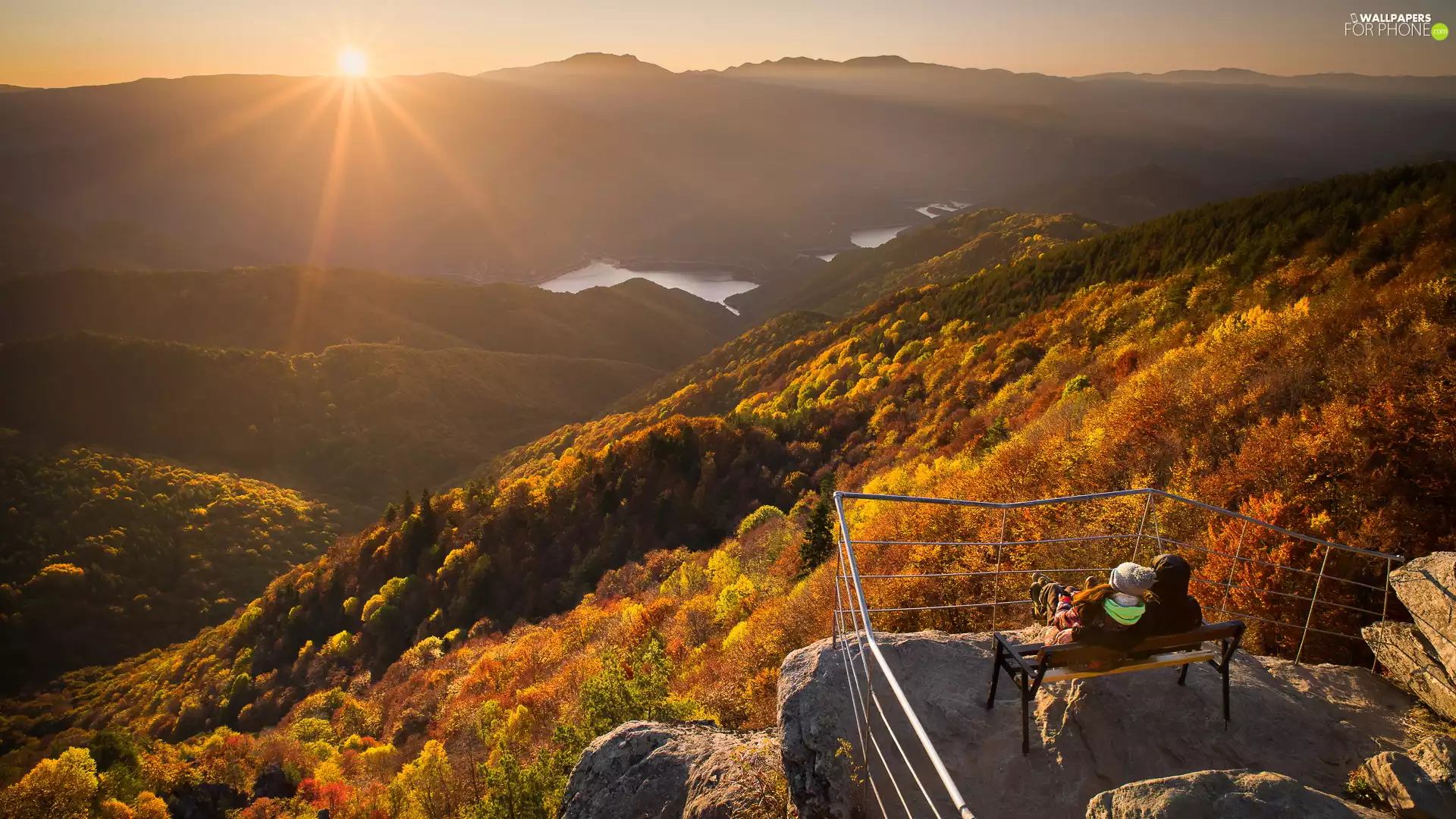 rays of the Sun, forested, Observation Deck, People, lake, Mountains