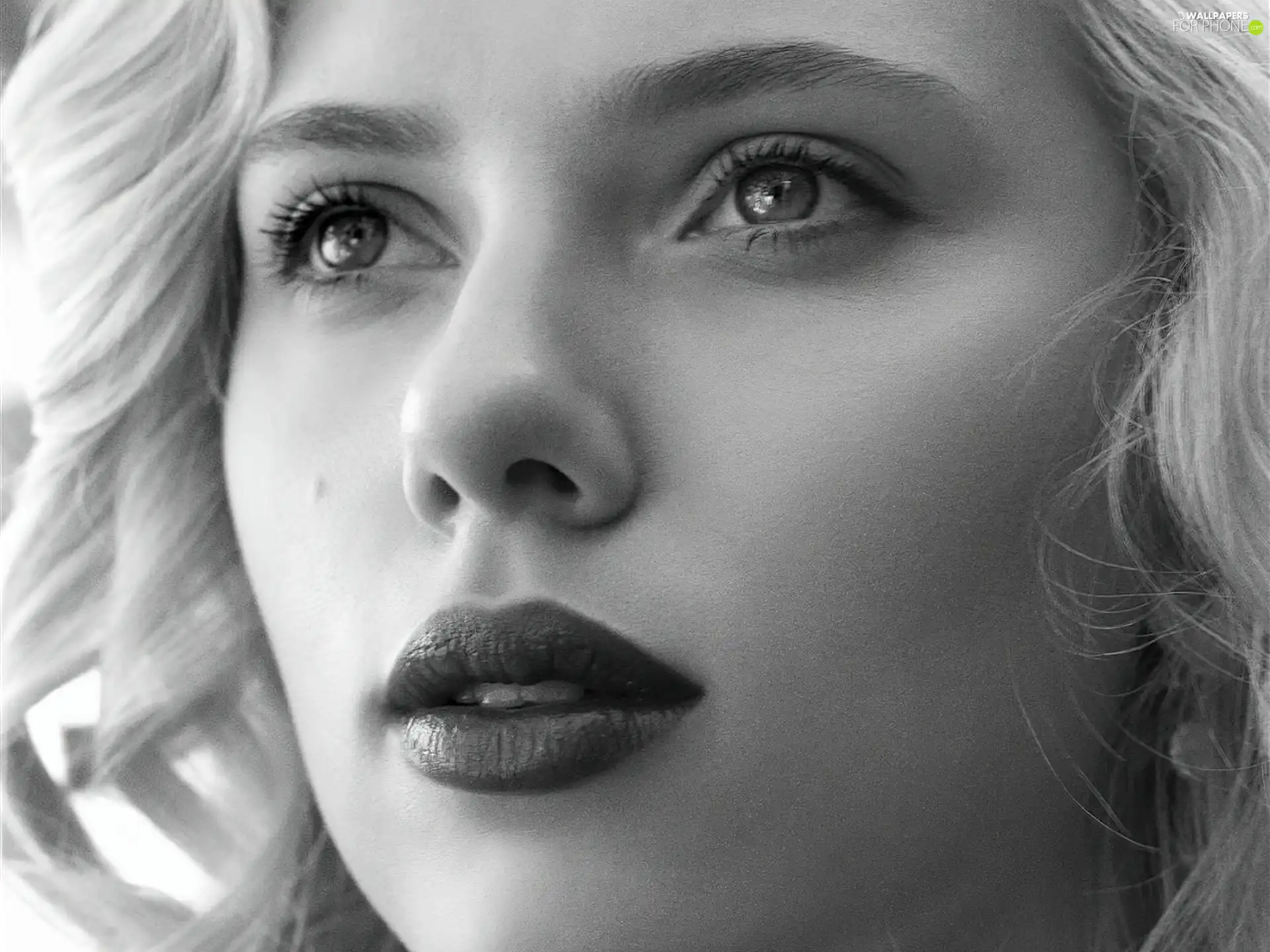 Scarlett Johansson, face