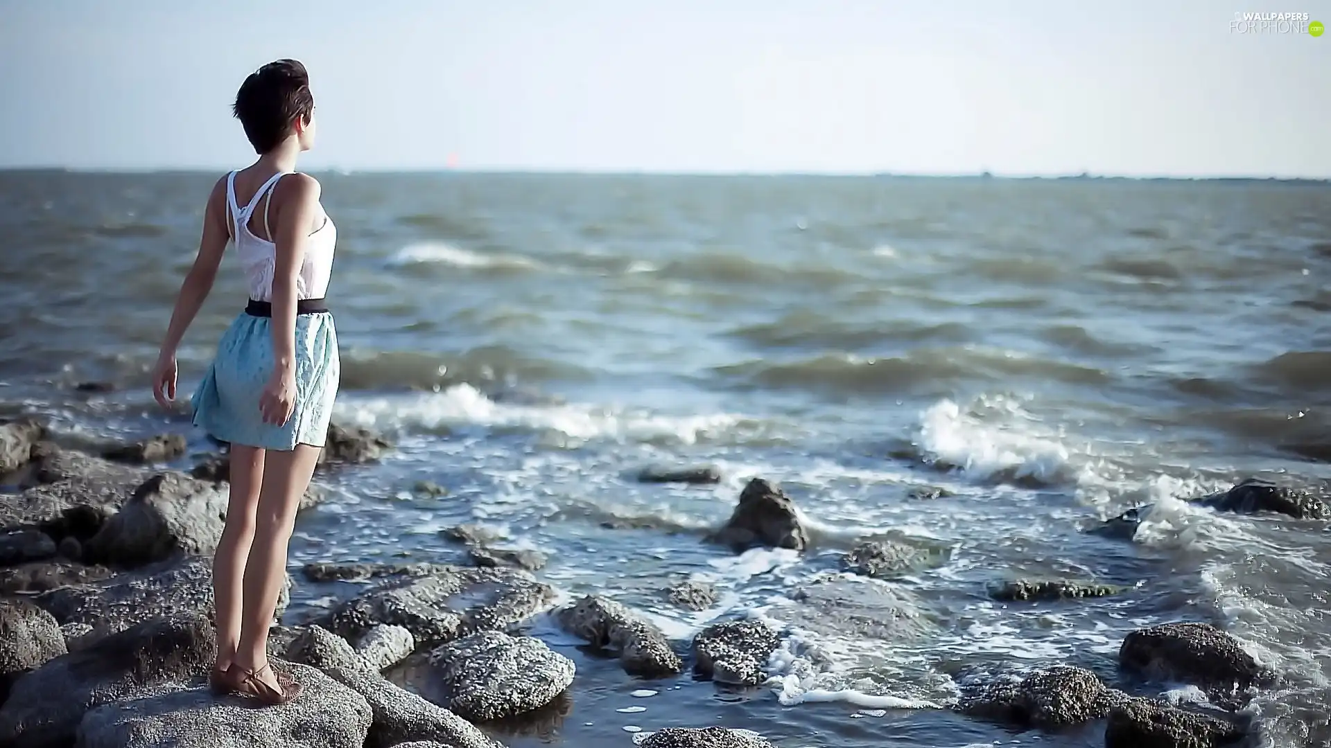Stones, Women, sea