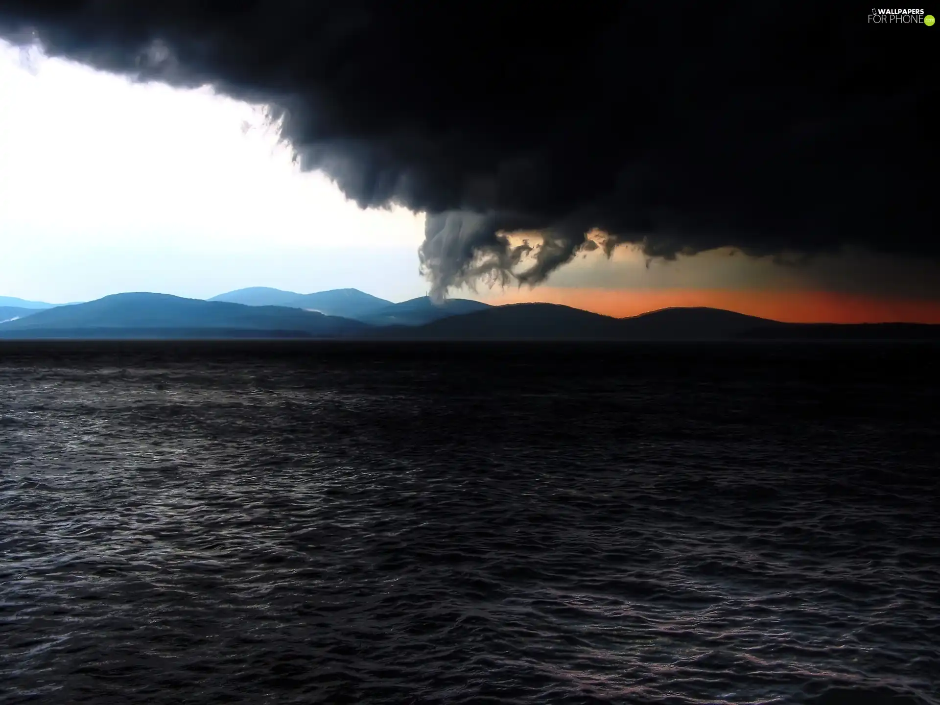 Storm, sea, clouds