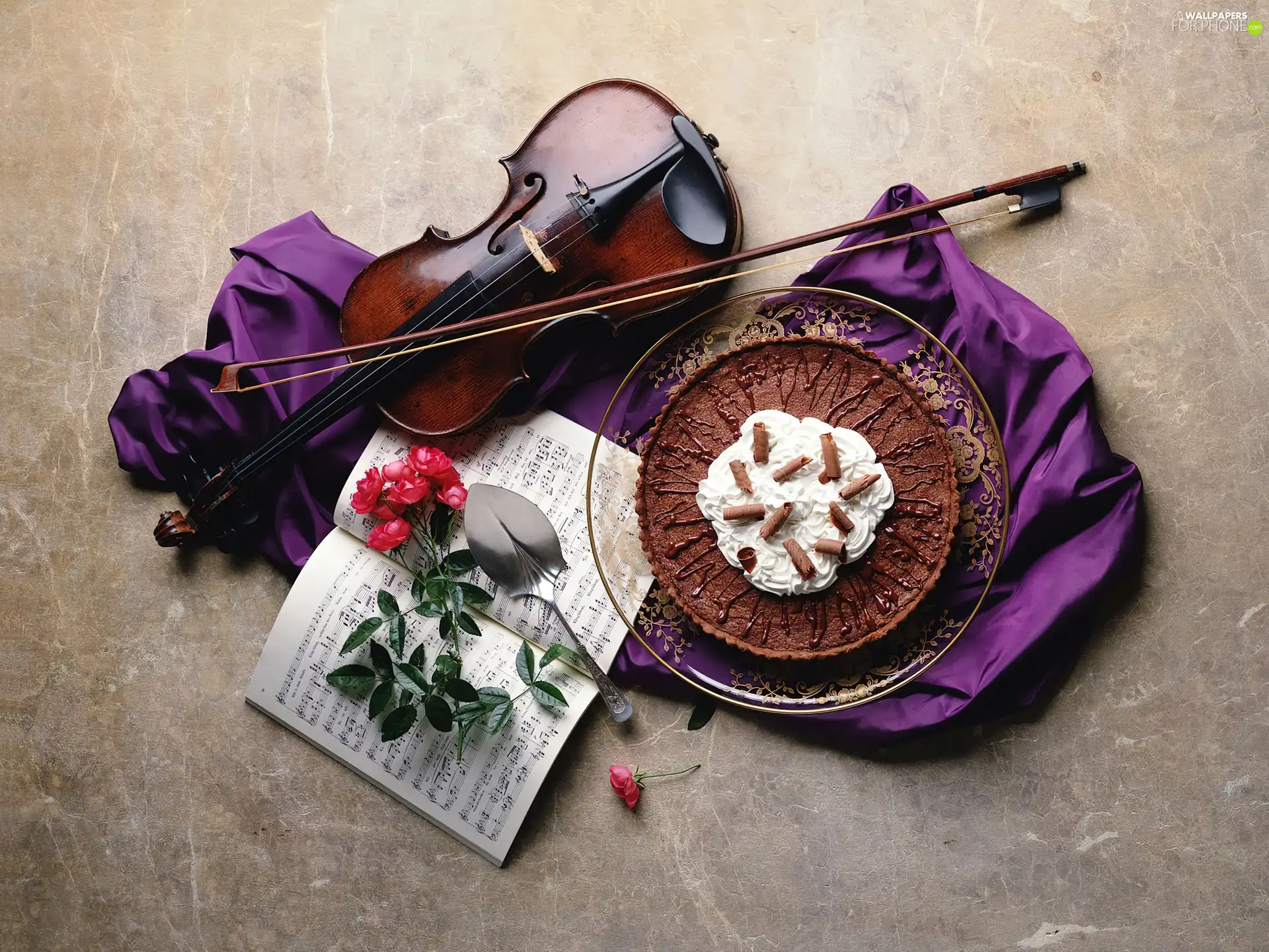 Tunes, dessert, violin