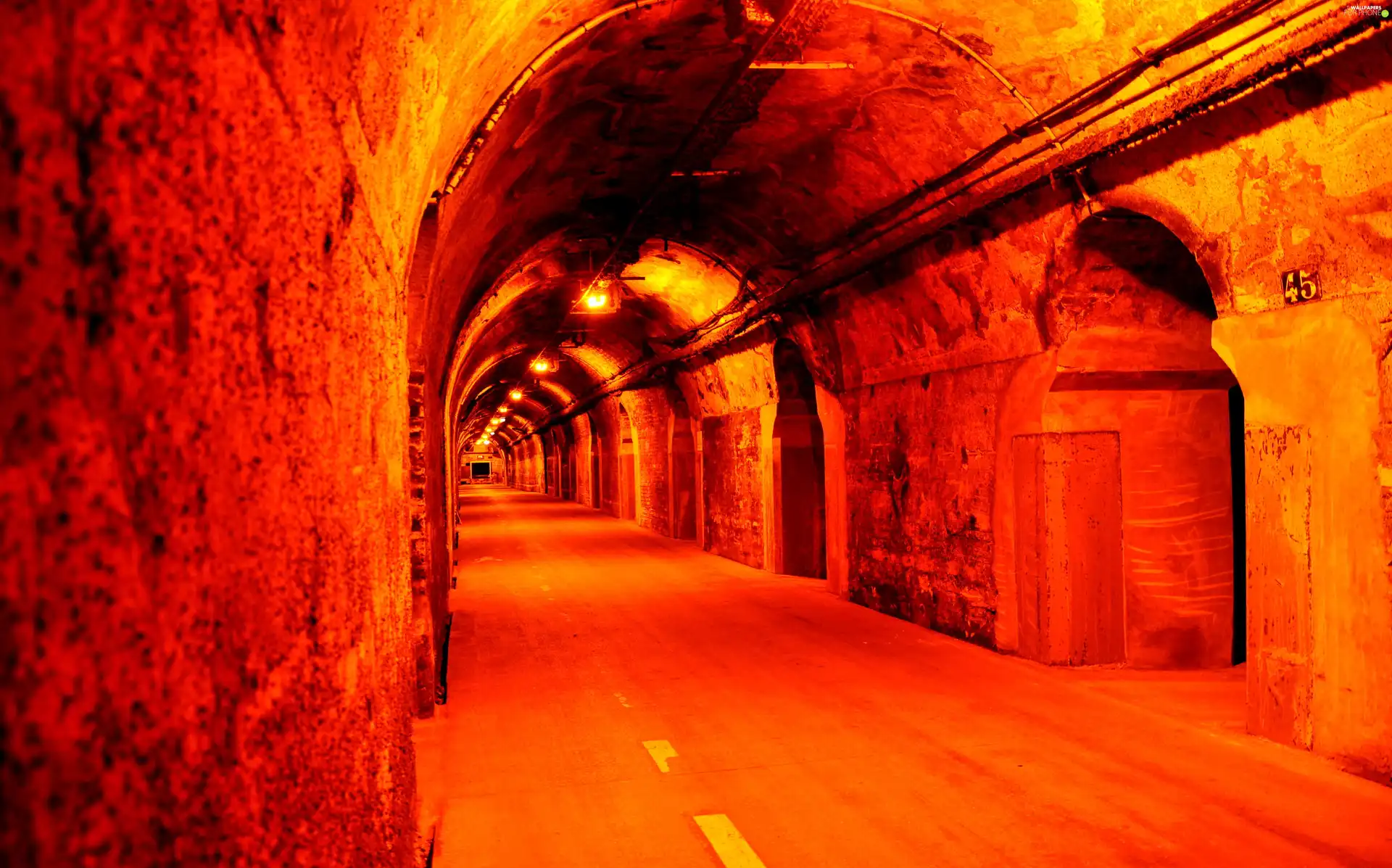 Way, Floodlit, tunnel