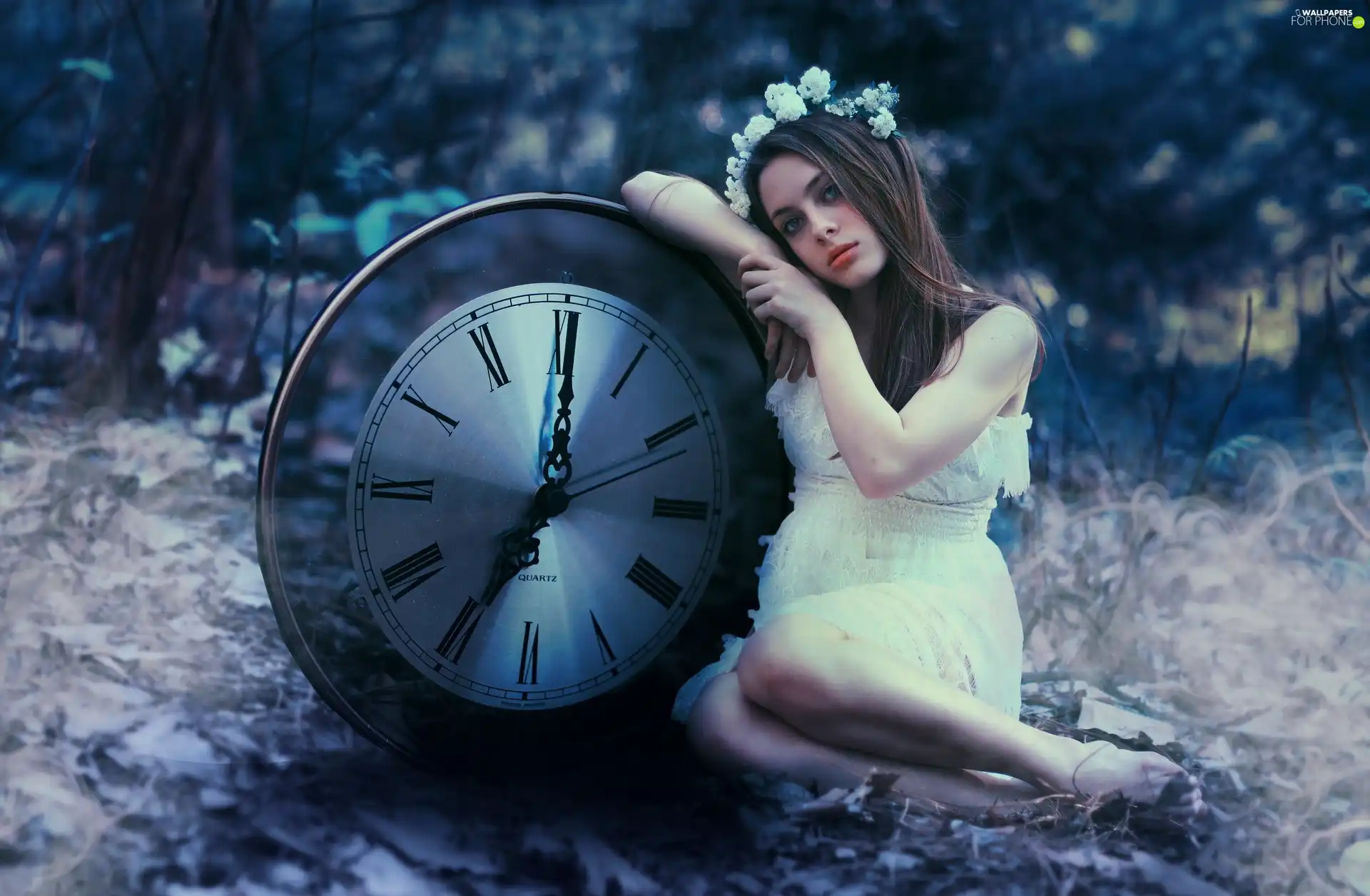 Clock, Women